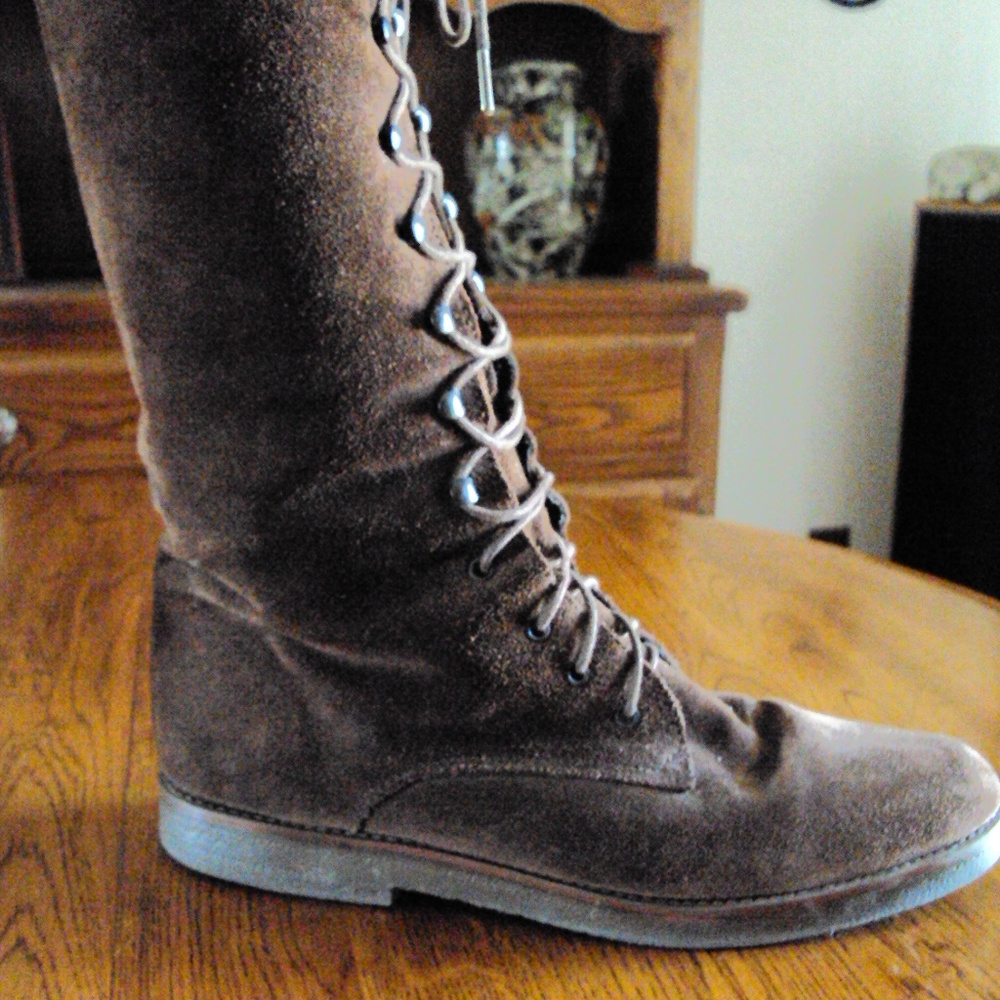 Amanda Smith suede & flannel lace up hippie boots